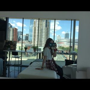 Meet your Posher, Ava